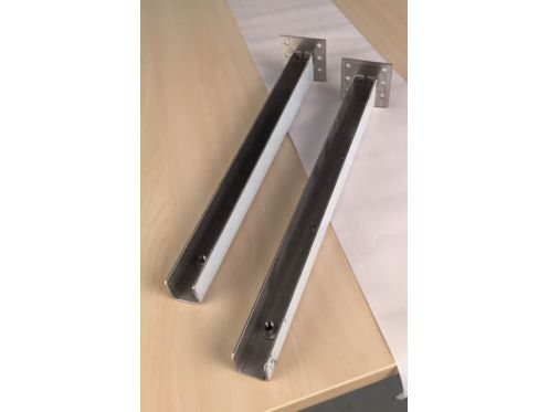 Discreet mounting brackets, for wall-hung washbasin, with front.