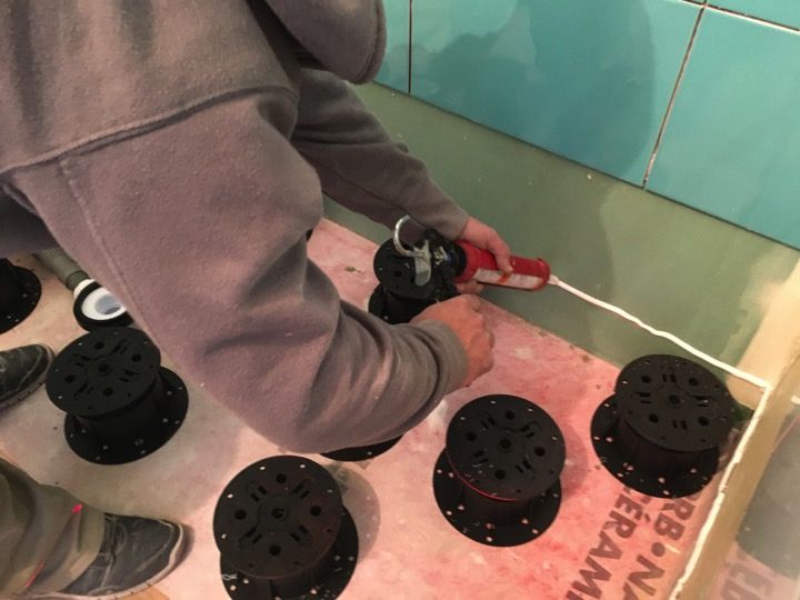 MassMS PRB cartridge Sealant and sealing glue for shower trays.